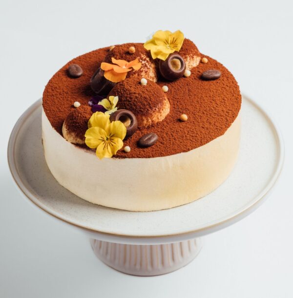 379A5526 Tiramisu Cake birthday cake