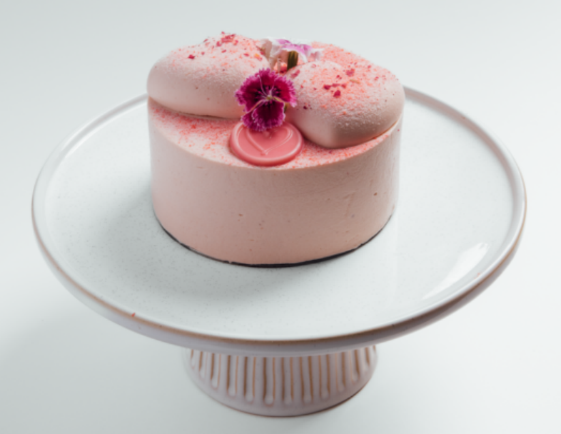 Berry Rose Pink Velvet Cake